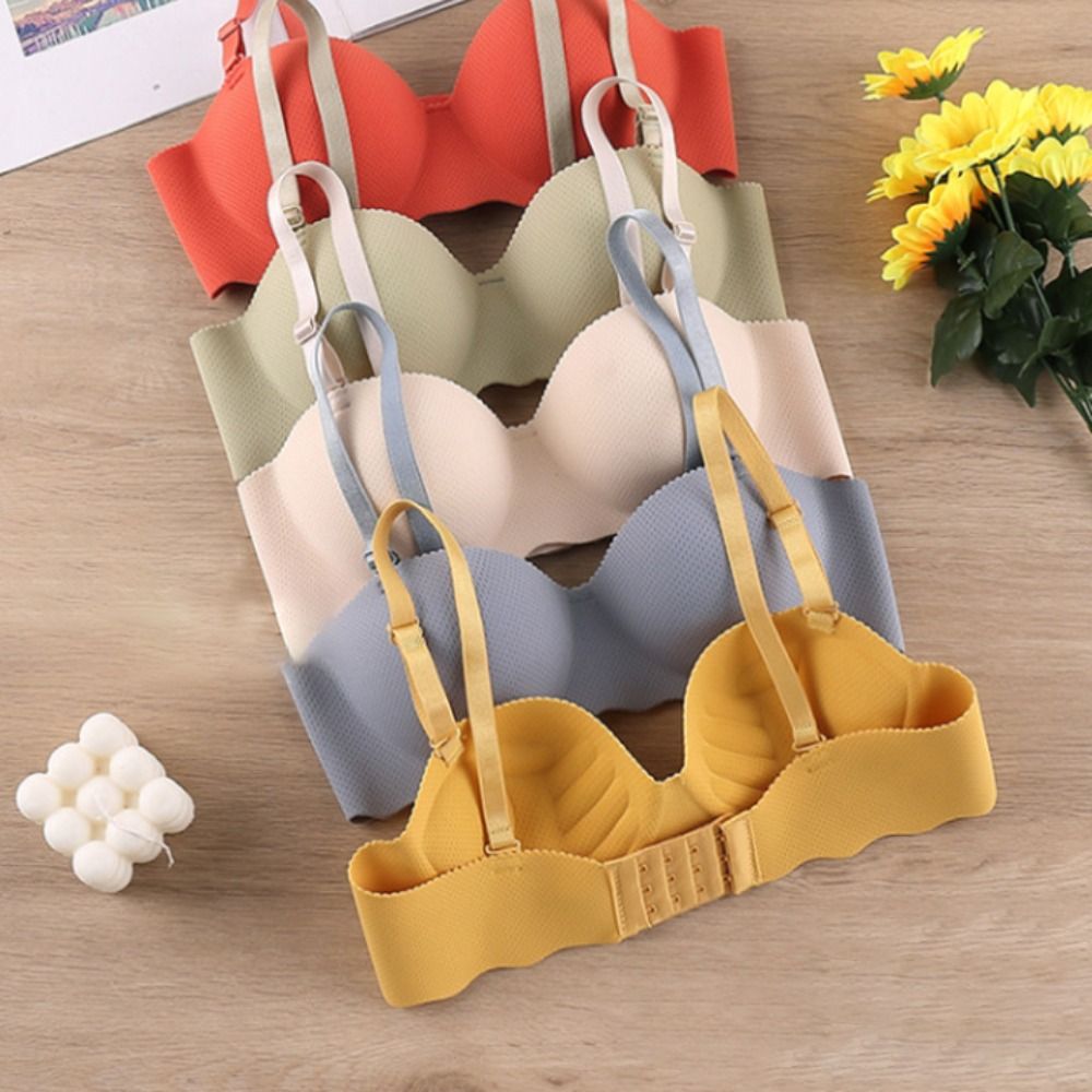 トレンディなコンフォートシームレスブラ キャンディーカラーの - Wirefree Bra Comfort のレビューと価格