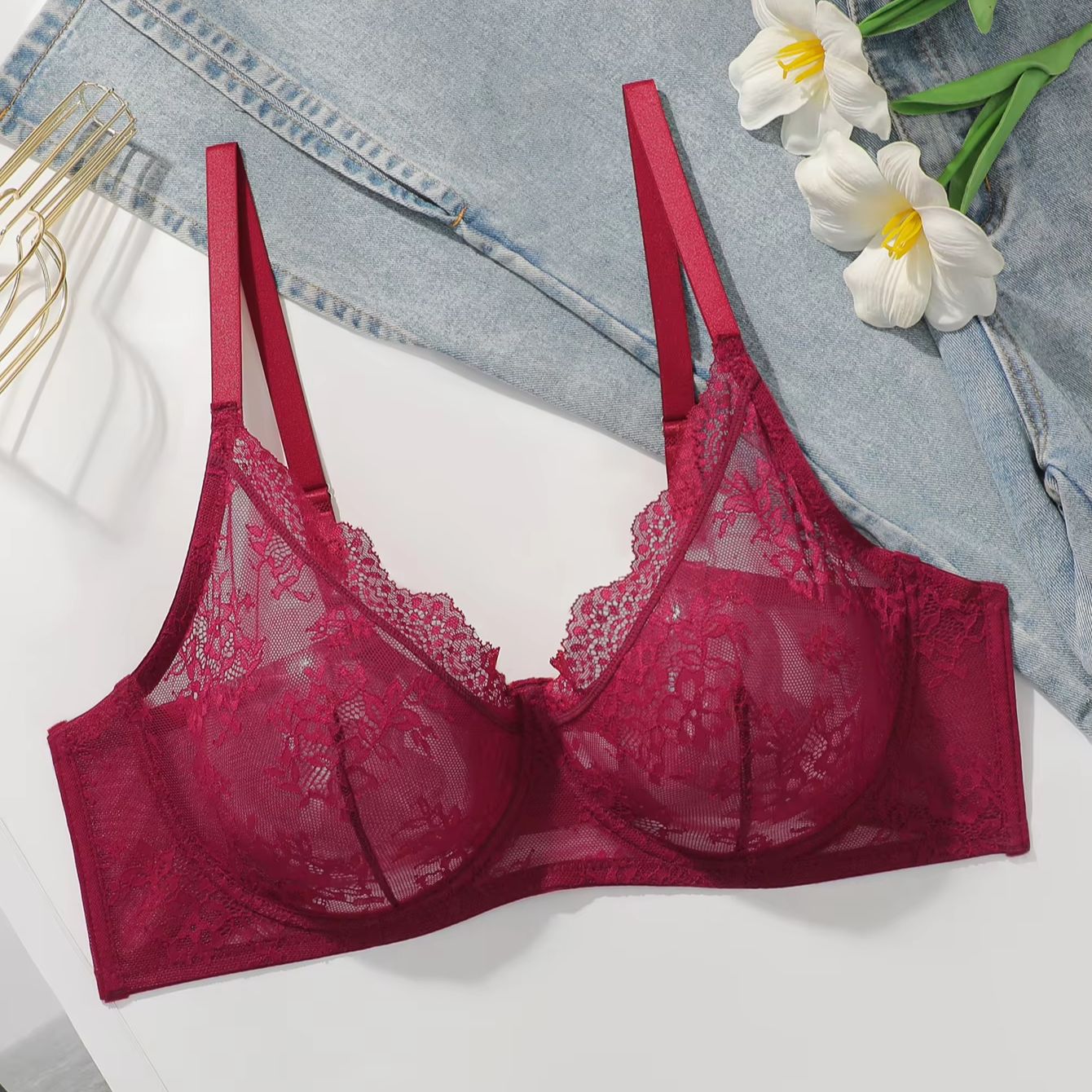 女性用プラスサイズ赤いレースシアーブラ、アンダーワイヤー入り - Sheer Mesh Bra のレビューと価格